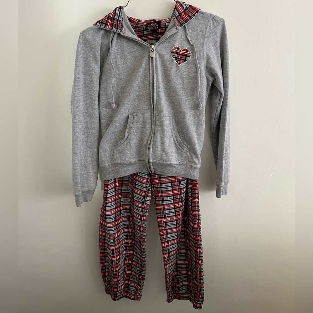 Feathers Kids Jogger Set in Gray and Red Plaid